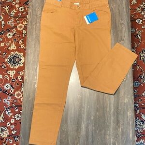 Women’s Columbia jeans. Size 14 NWT